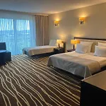 Business Faltom Gdynia Отель