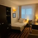 Business Faltom Gdynia Румя