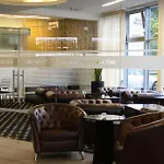 Business Faltom Gdynia 3* Румя