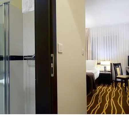 Business Faltom Gdynia Hotel Rumia