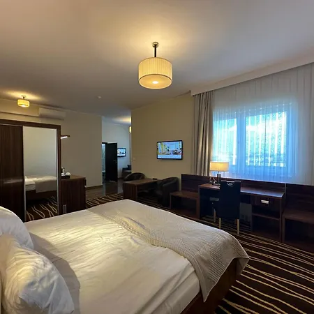 Business Faltom Gdynia Отель