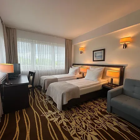 Business Faltom Gdynia Отель