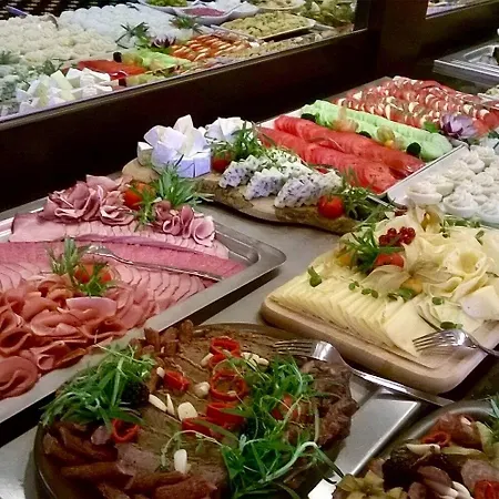 Business Faltom Gdynia Отель 3*