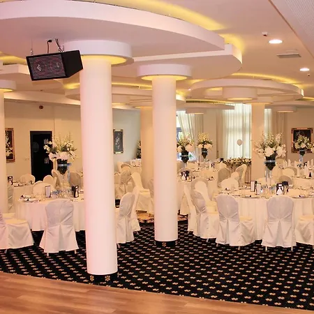 Business Faltom Gdynia Hotell 3*