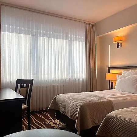 Hotel Business Faltom Gdynia Rumia