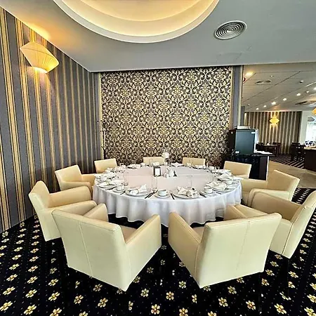 Business Faltom Gdynia Hotel