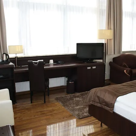 Business Faltom Gdynia Hotel Rahmel