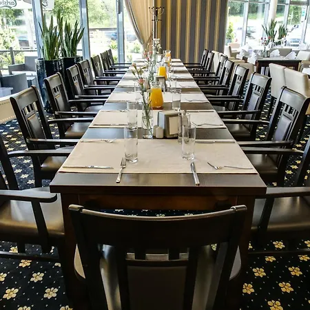 Business Faltom Gdynia Румя