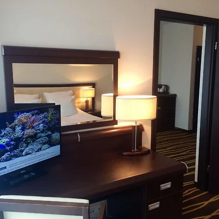 Hotel Business Faltom Gdynia 3*