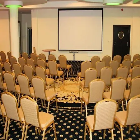 Business Faltom Gdynia Hotel