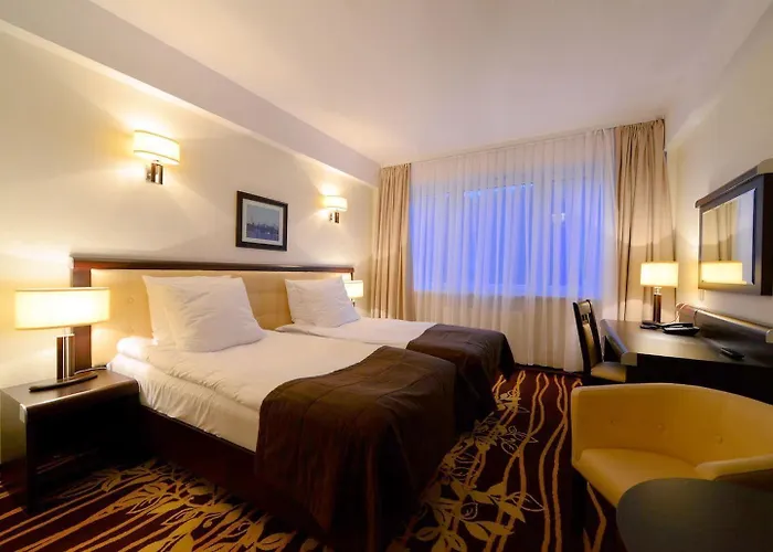 Business Faltom Gdynia Hotell 3*